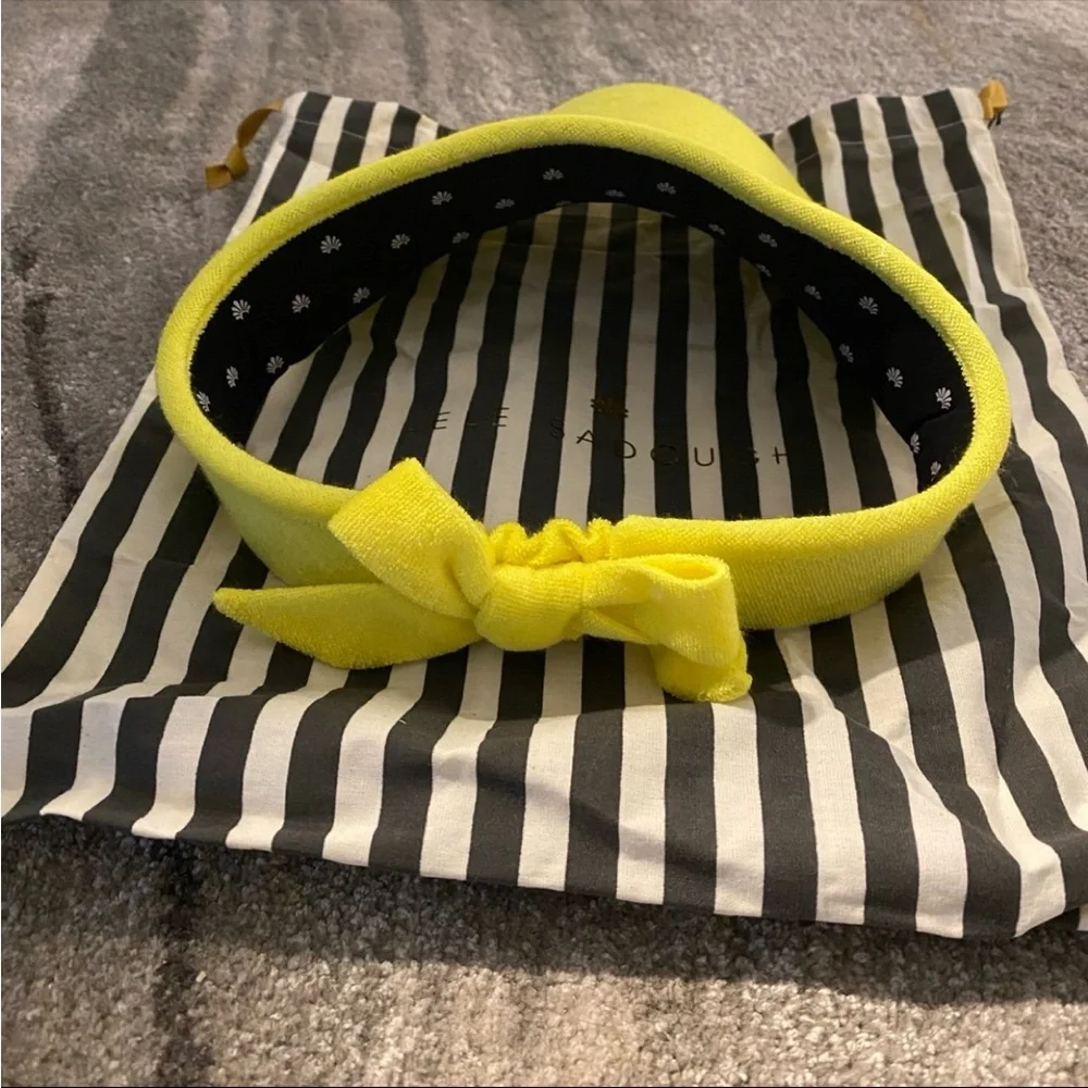 NWT Lele Sadoughi Bow Tie Visor with Dustbag Color: Lime Zest Yellow OS/One Size - Picture 3 of 14